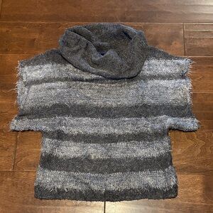 Bandolino Gray Knit Sweater
